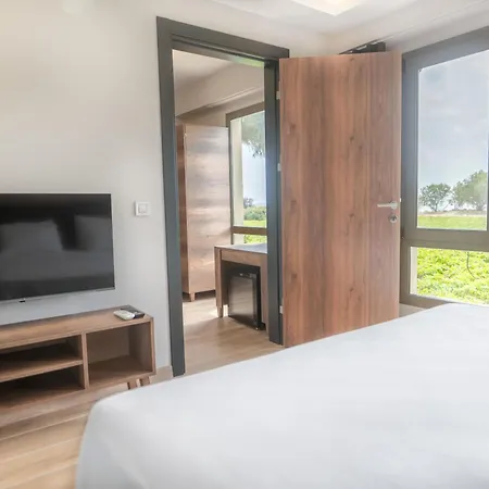 Hotel Feri Surf Club