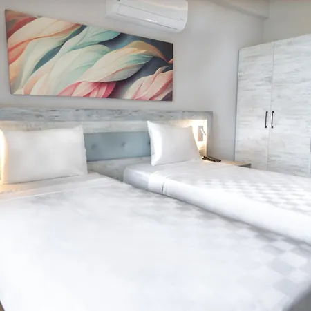 Otel Feri Surf Club *