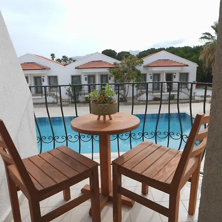 Hotel Feri Surf Club