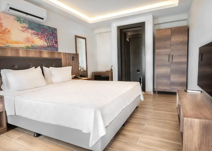 Hotell Feri Surf Club *