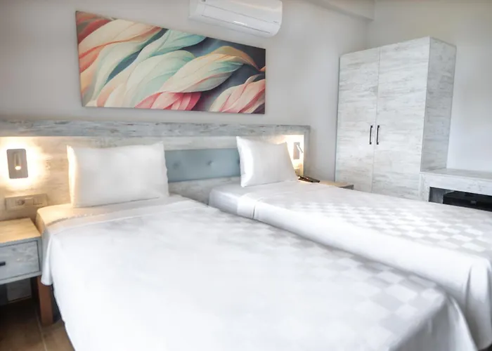 Hotell Feri Surf Club *