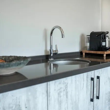 מלון Feri Surf Club *