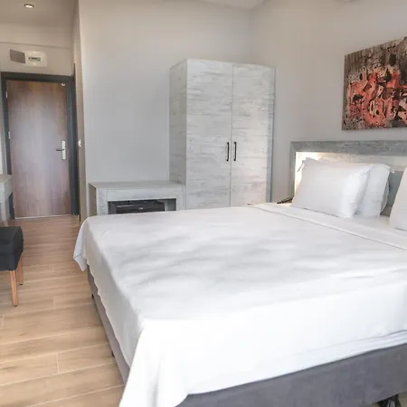 מלון Feri Surf Club דטקה