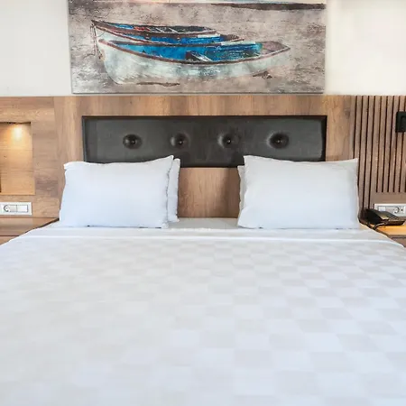 Hotel Feri Surf Club *